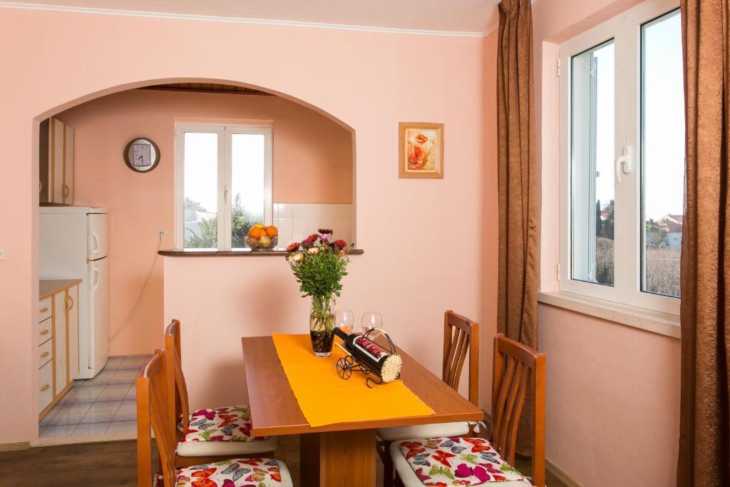 دوبروفينك Guest House Foretic الغرفة الصورة